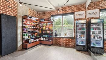 24/7 Convenience store